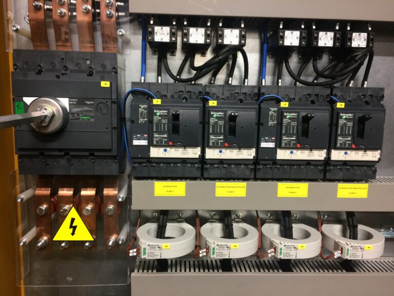 cuadros-electricos-sector-alimentariodymae-solutions